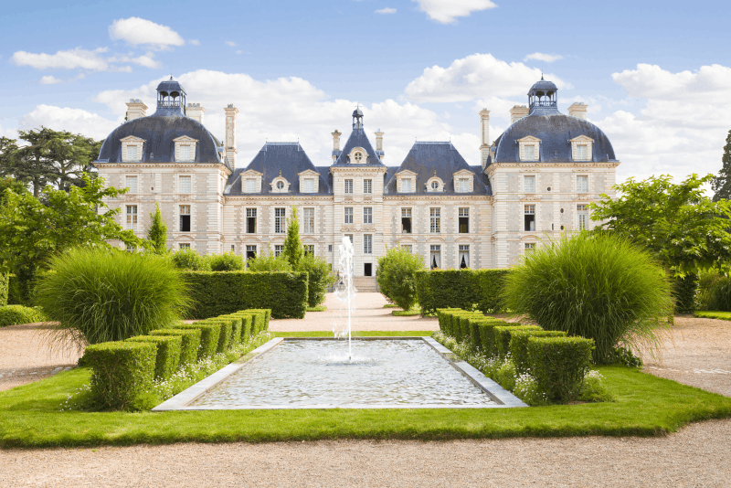 Cheverny chateau Loire valley Finding France