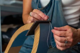 Behind-the-scenes tour of a leather goods workshop_