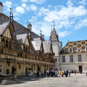 Burgundy-3day-itinerary-finding-france-HOSPICES-BEAUNE