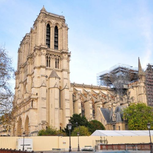 Notre Dame reconstruction tour - finding france3