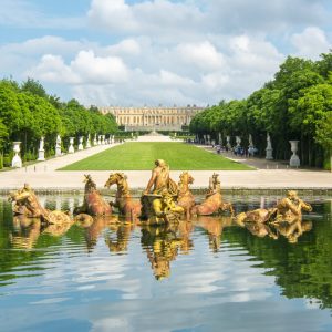 Versailles chateau Castle Finding France