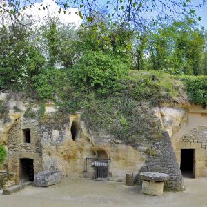 brittany-10day-itinerary-rochemenier-village-troglodytique