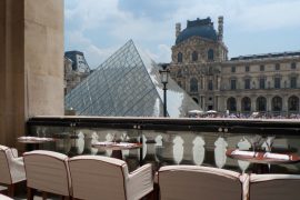 finding-france-Tailor-made-7day-tour-Paris-terrasse-louvre
