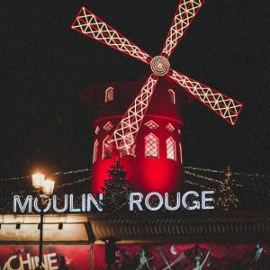 finding-france-Tailor-made-7day-tour-moulin-rouge