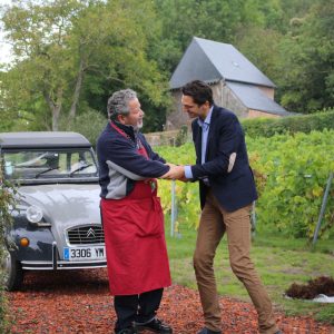 finding-france-Tailor-made-7day-tour-paris-gerberoy-vigneron