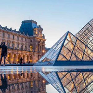 finding-france-Tailor-made-day-tour-in-paris