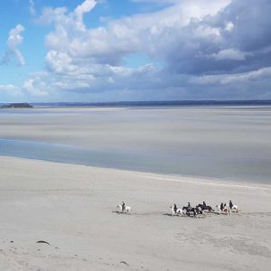 finding france mont saint michel day tour2