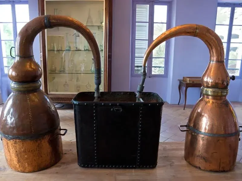 grasse-fragonard-perfume-distiller-custom-trip-french-riviera-finding-france