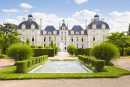 Cheverny chateau Loire valley Finding France