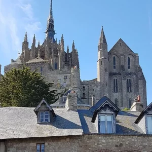 mont saint michel finding france