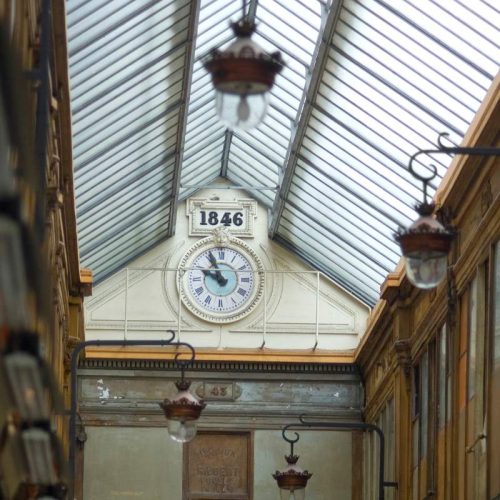 paris hidden covered passages totur - finding france 2