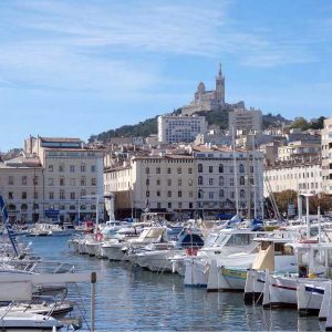provence-6day-itinerary-finding-france-marseille-vieux-port